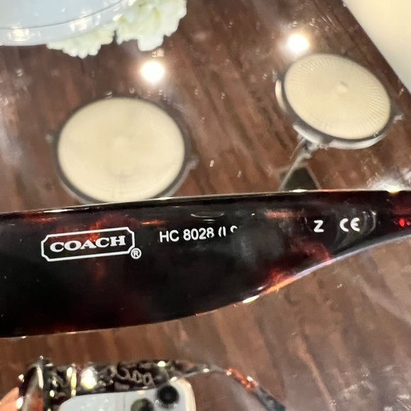 Women’s COACH sunglasses - Picture 3 of 5